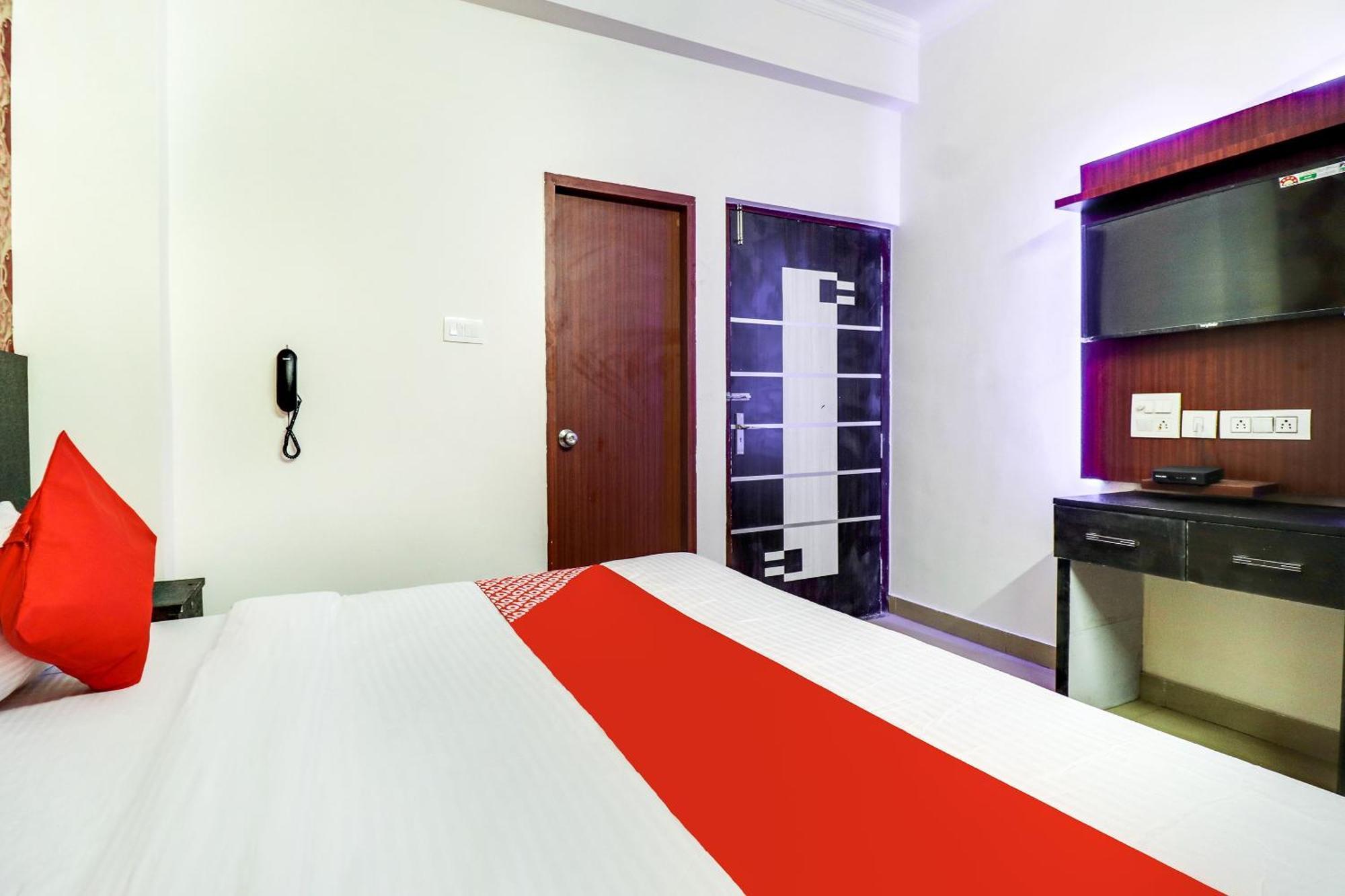 Super Hotel O Rs Inn Gorakhpur Exterior photo
